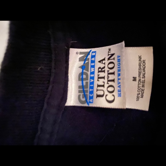 Vintage Hooters long sleeved black t-shirt - Picture 3 of 5